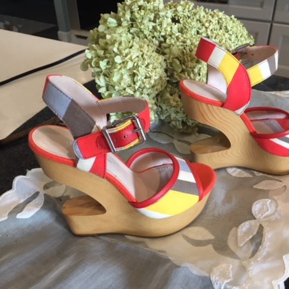 BCB Generation Sandals, SZ5.5M with 5" heels, NWOT - Picture 1 of 5